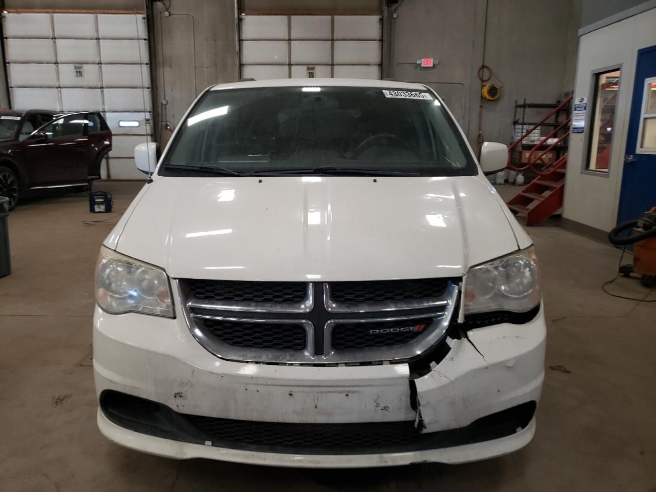 2013 Dodge Caravan - Image 5