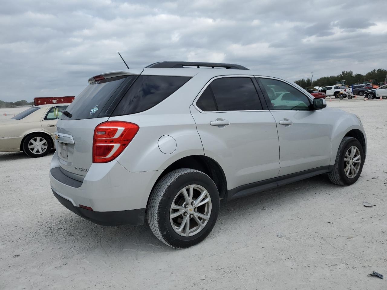 VIN 2GNALCEK7G1131164 2016 CHEVROLET EQUINOX no.3