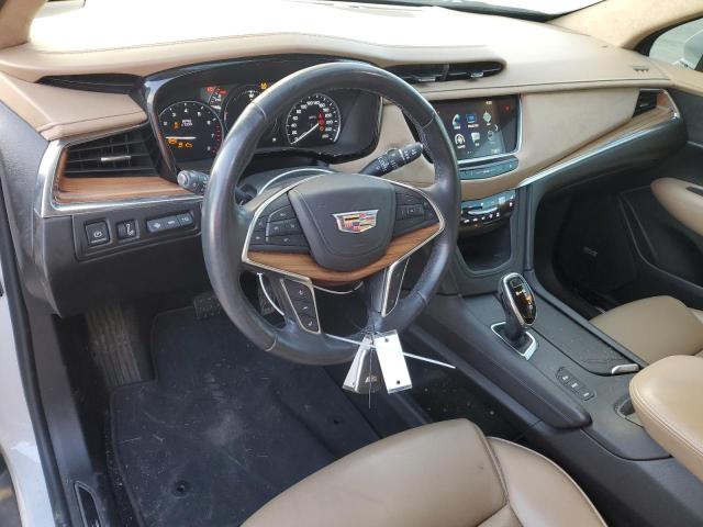  CADILLAC XT5 2018 White