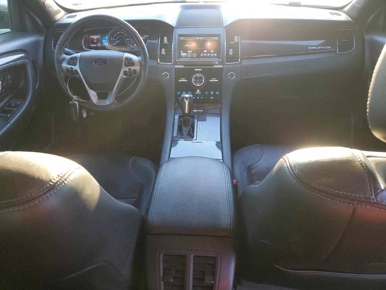 2014 Ford Taurus - Image 8