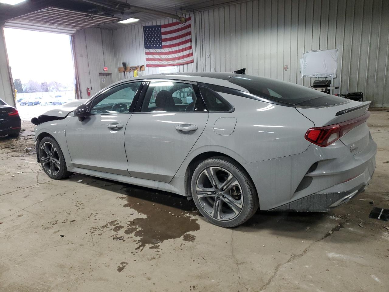 2023 Kia K5 - Image 2