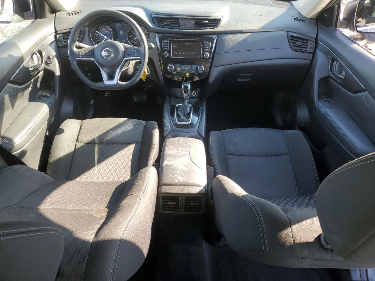 2020 Nissan Rogue - Image 8