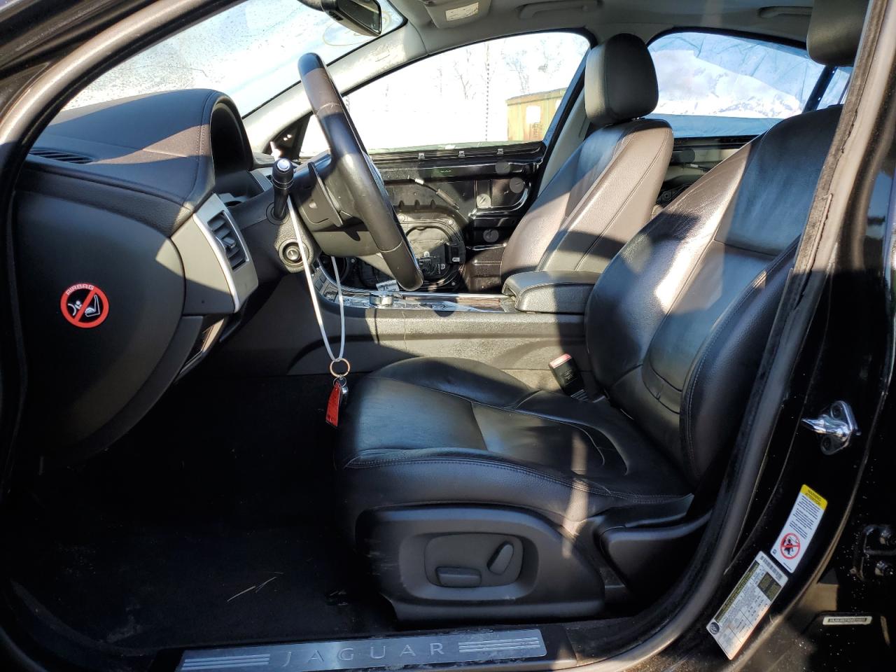 2013 Jaguar XF - Image 7