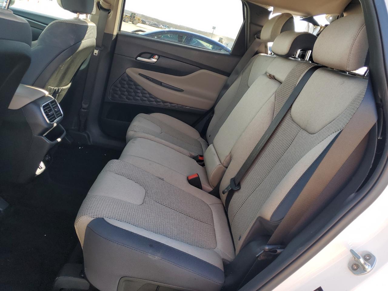 2020 Hyundai Santa Fe - Image 11