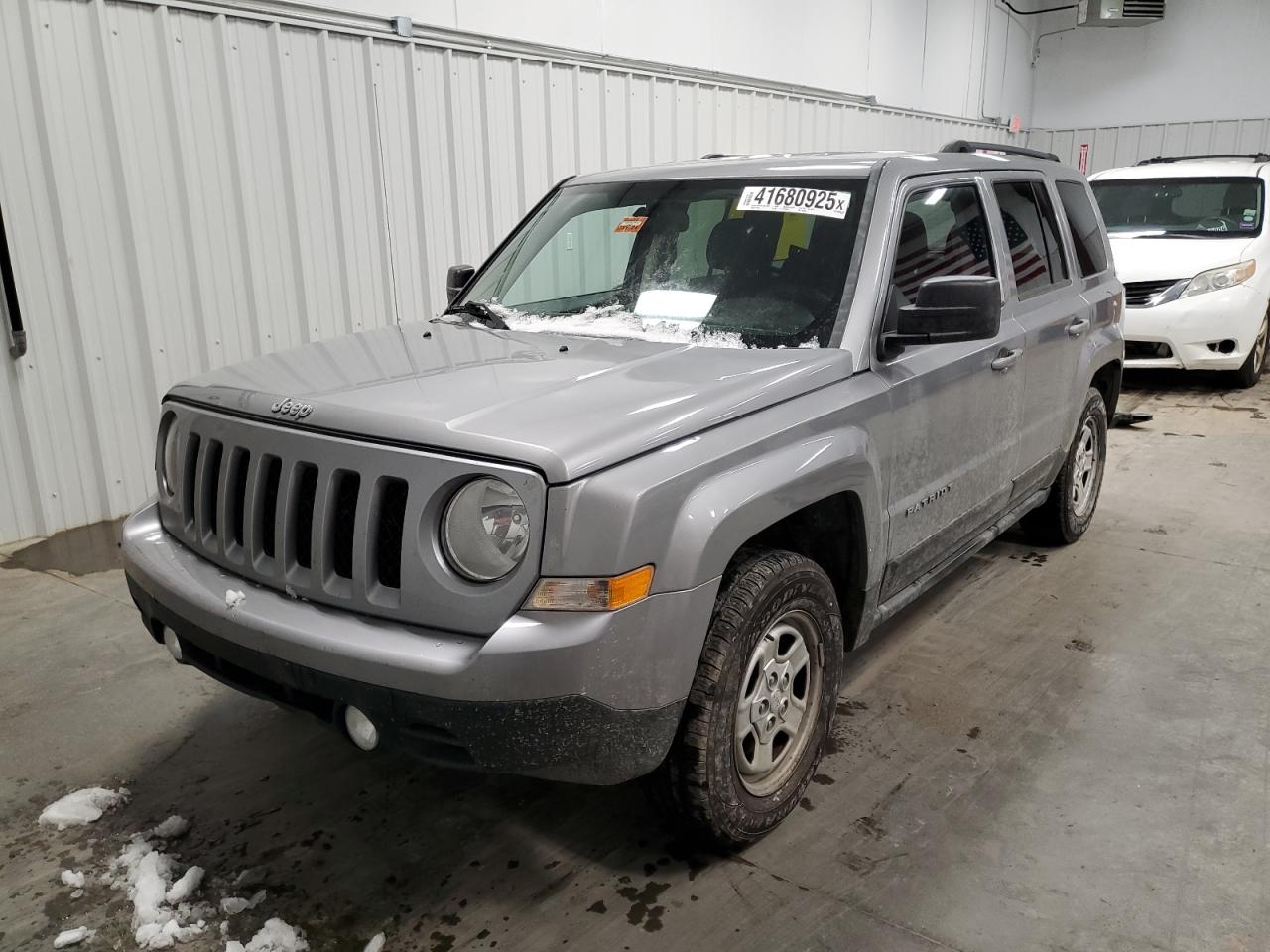 2015 Jeep Liberty (Patriot) - Image 1