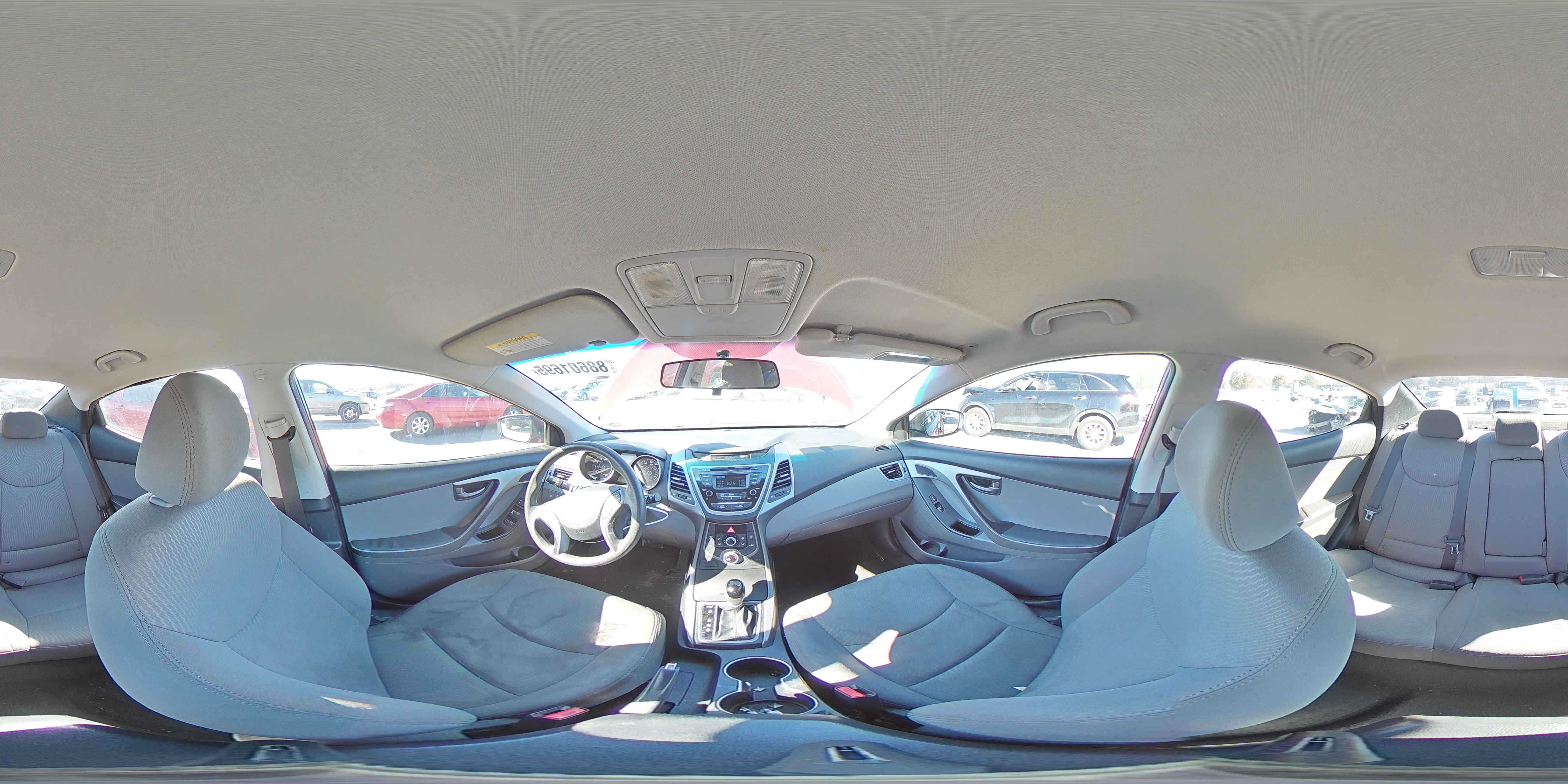 2016 Hyundai Elantra - Image 13