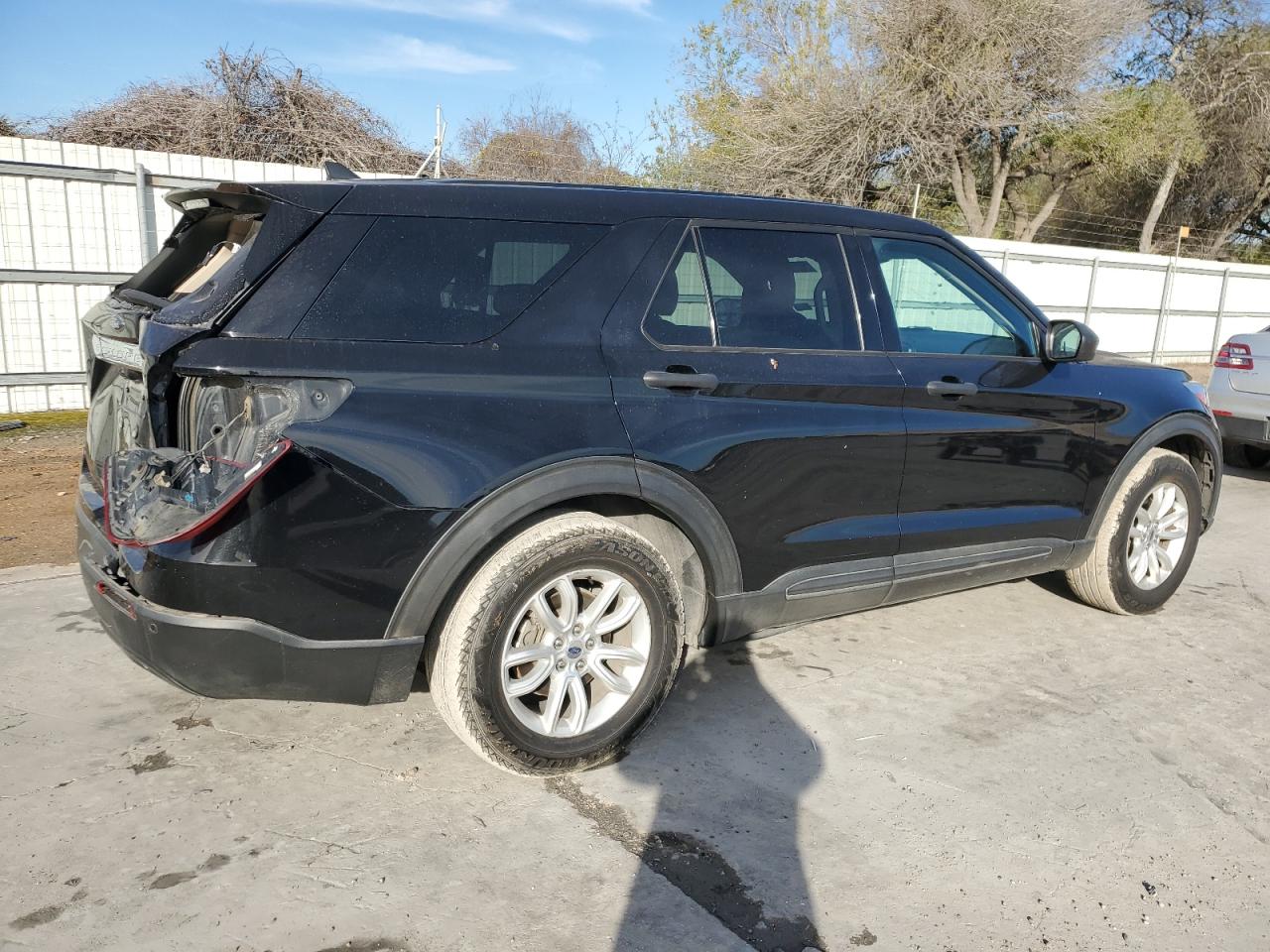 2021 Ford Explorer - Image 3