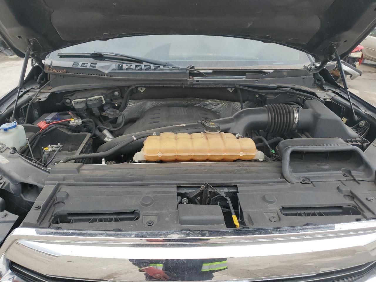 2015 Ford F-150 - Image 12