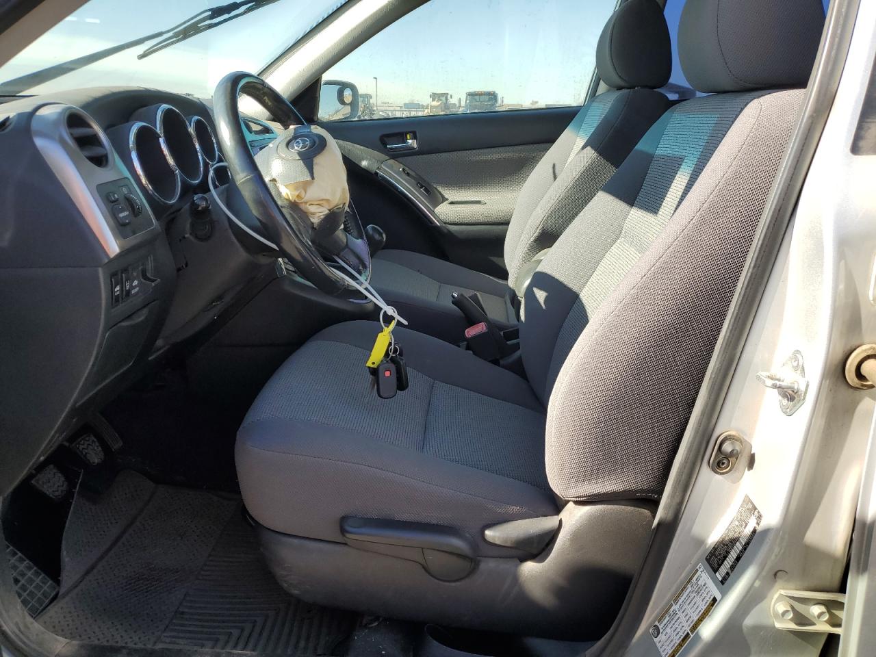 2007 Toyota Corolla Matrix Xr VIN: 2T1KR32E37C668058 Lot: 87397594