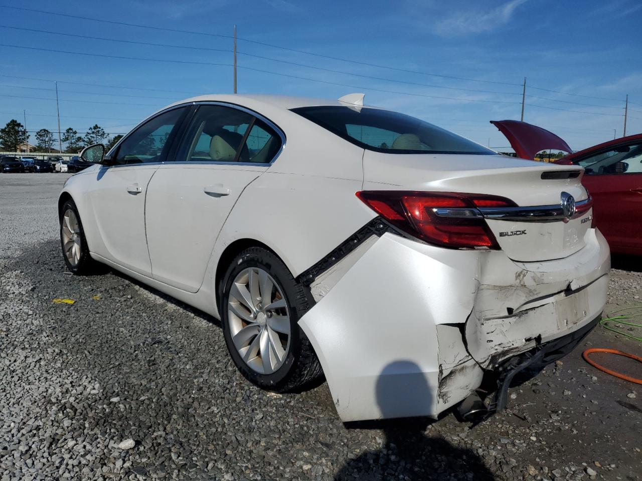 2016 Buick Regal - Image 2
