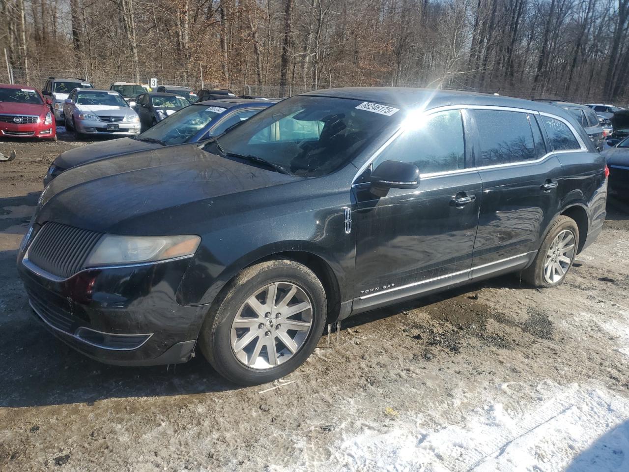 VIN 2LMHJ5NK8DBL56871 2013 LINCOLN MKT no.1