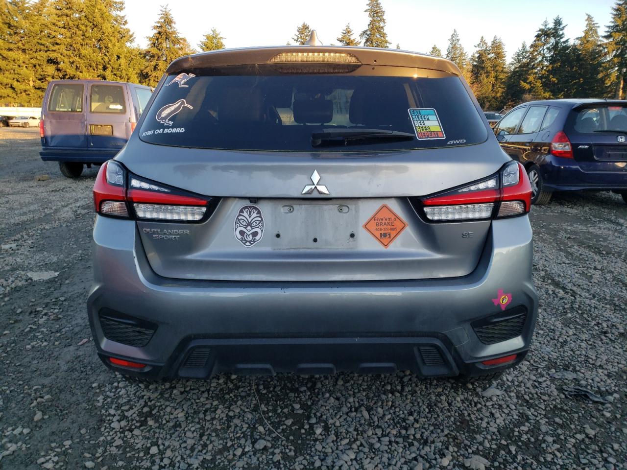 2020 Mitsubishi Outlander - Image 6