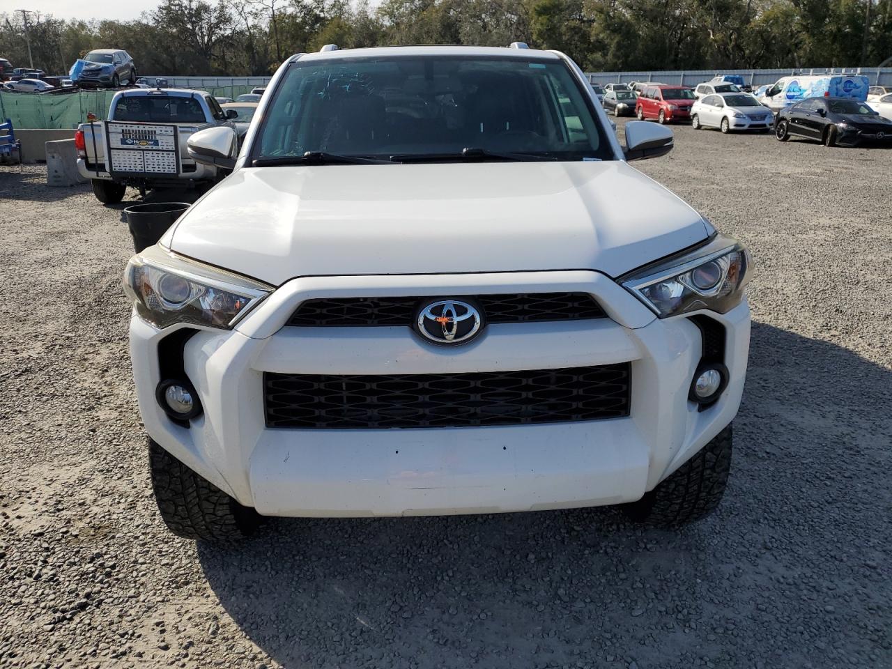 2014 Toyota 4Runner - Image 5