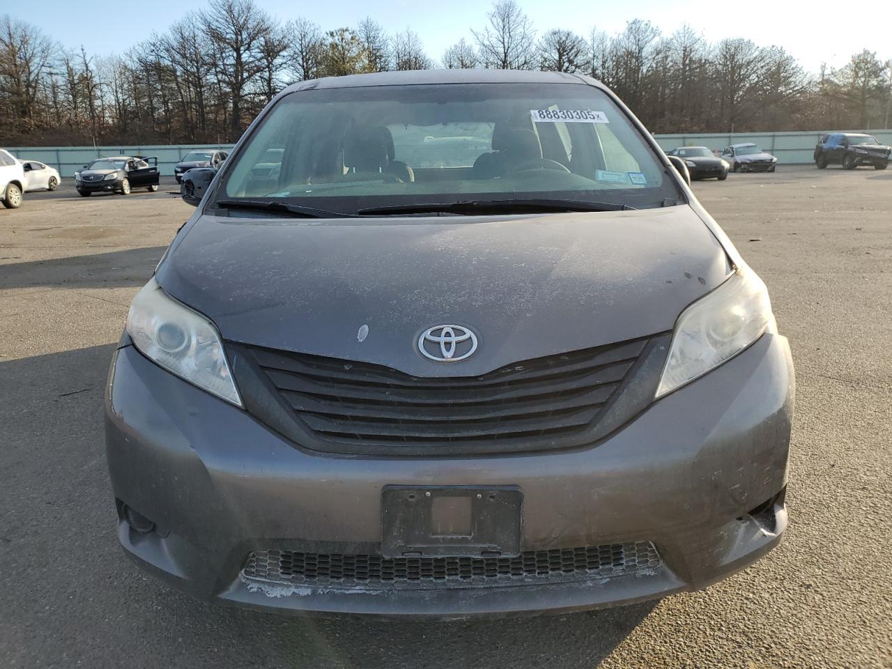 2014 Toyota Sienna - Image 5