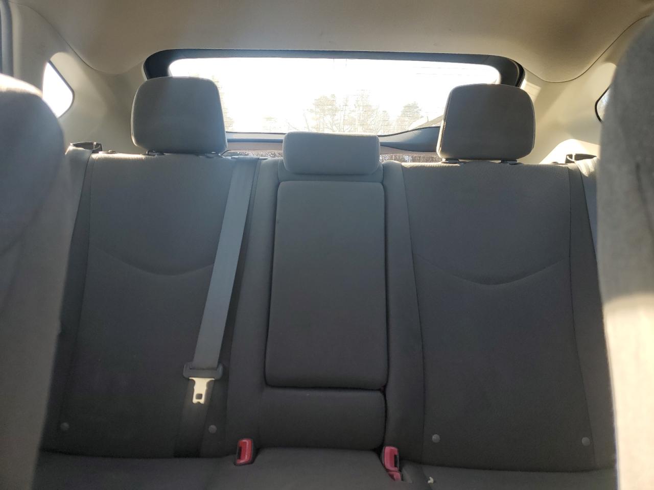 2010 Toyota Prius - Image 10