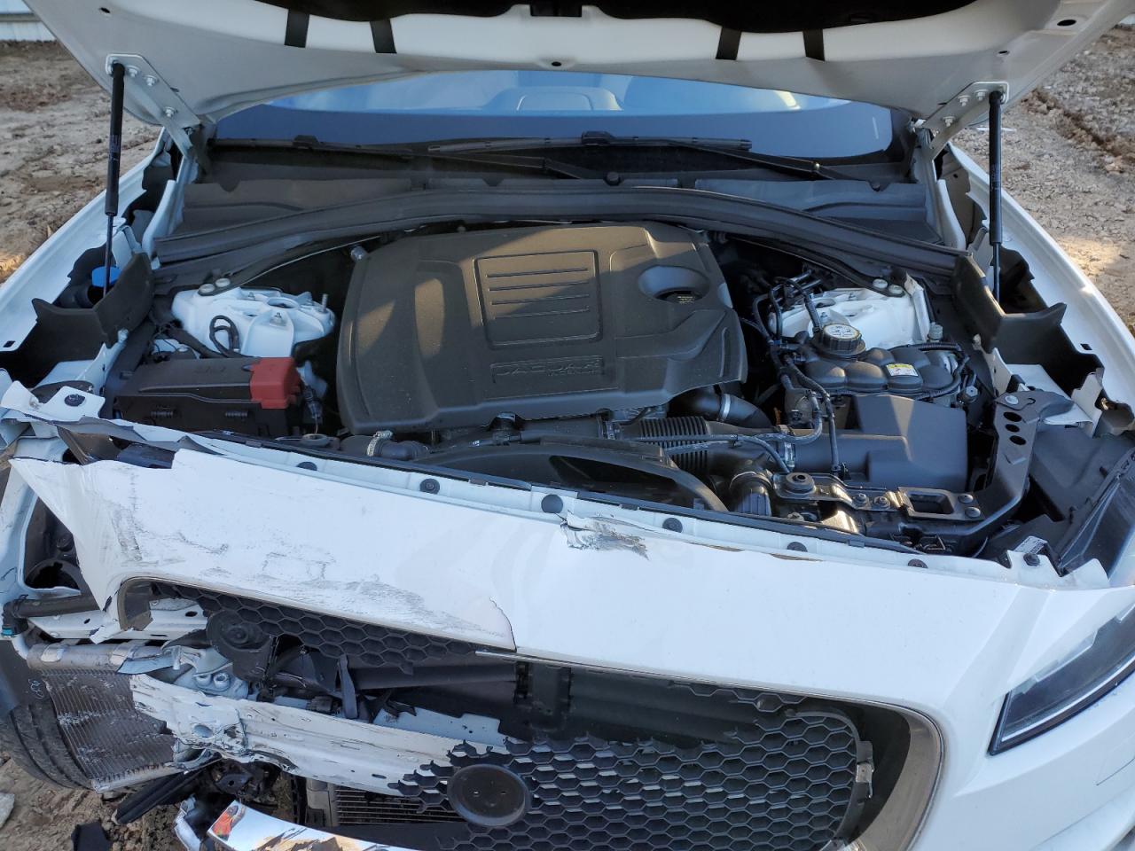 2020 Jaguar F-Pace - Image 14
