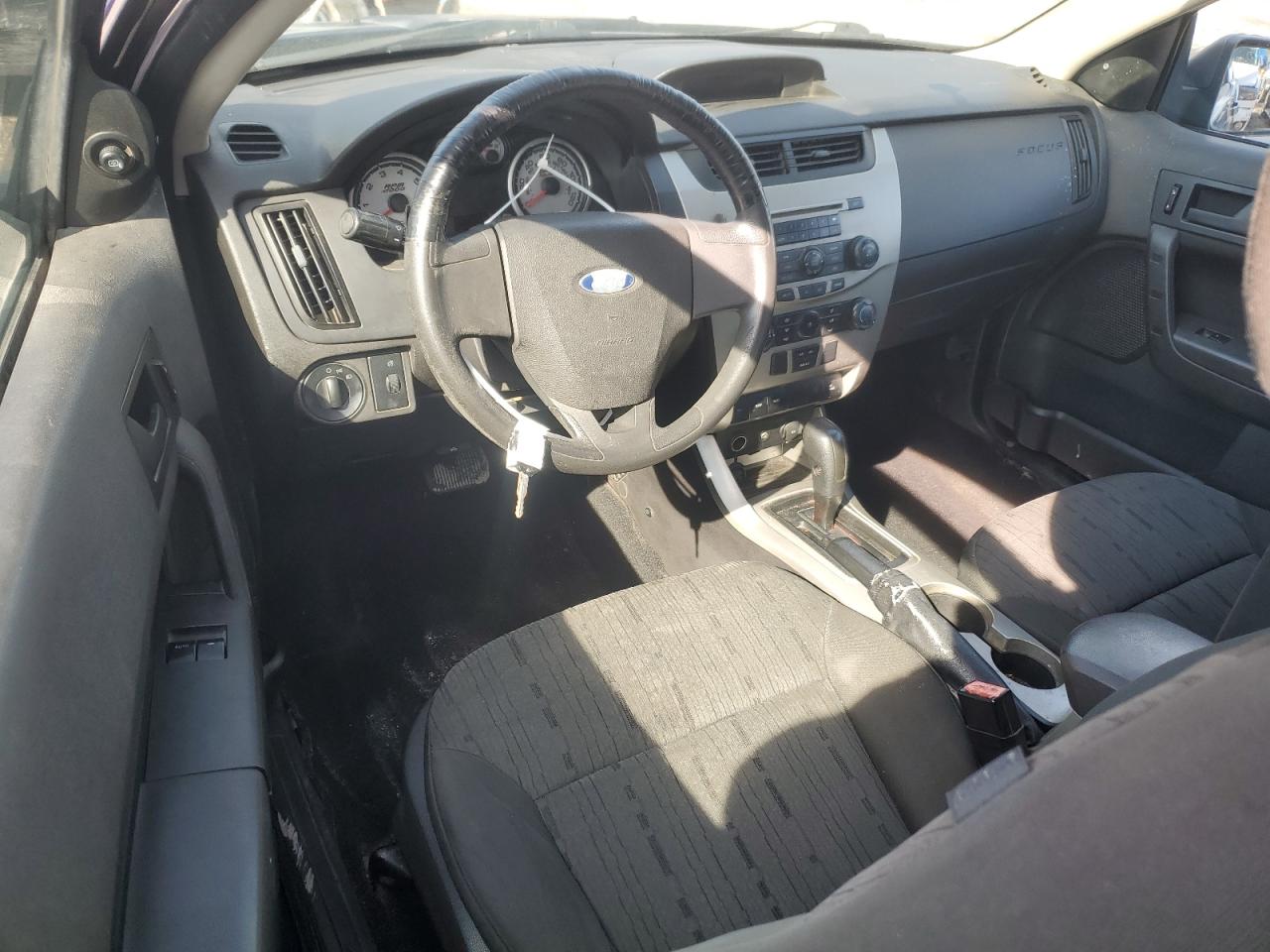 2008 Ford Focus - Image 8