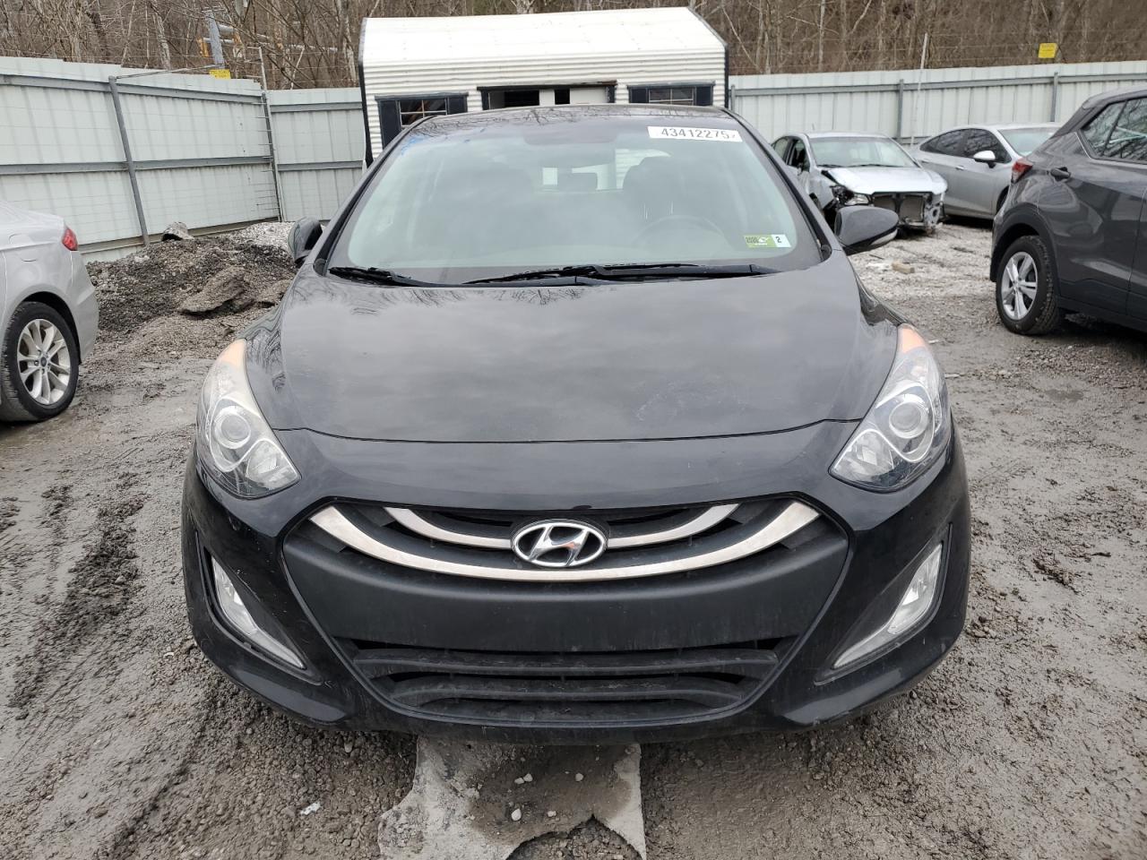 2013 Hyundai Elantra - Image 5