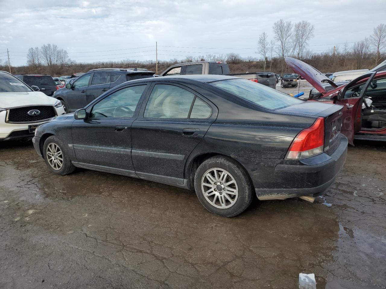 2003 Volvo S60 - Image 2