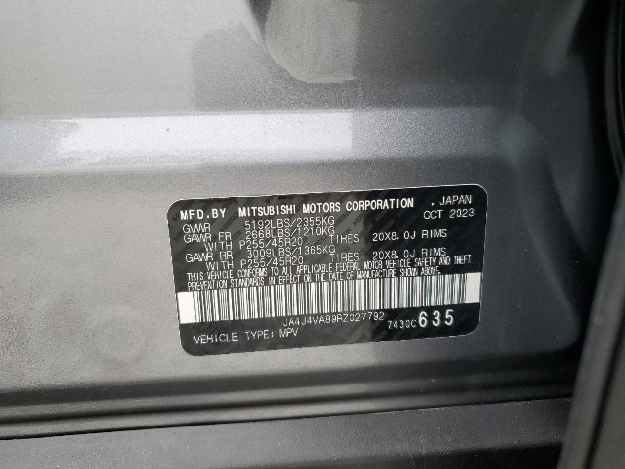 2024 Mitsubishi Outlander - Image 13