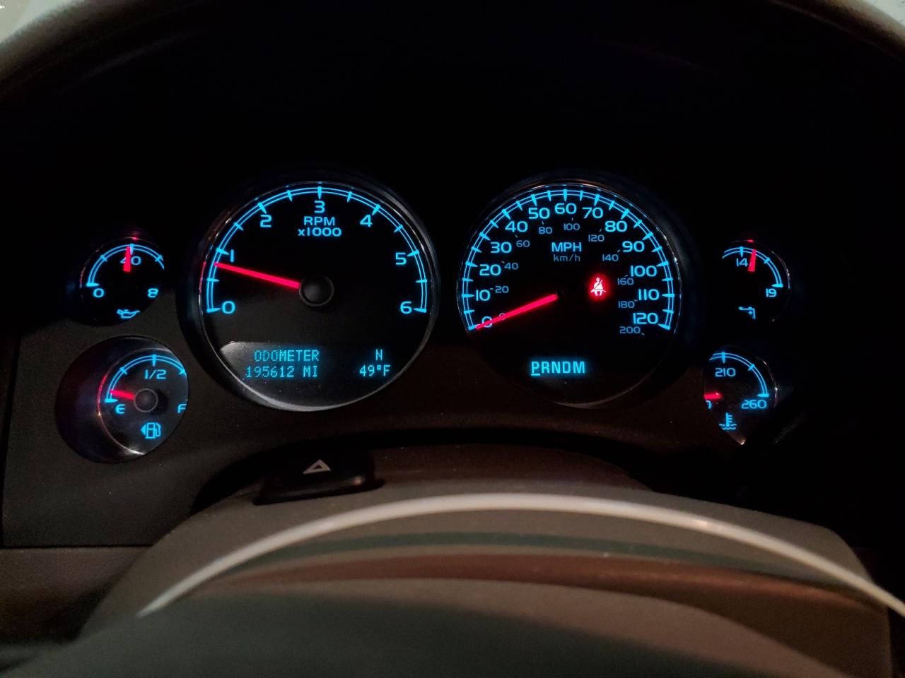 2010 Chevrolet Tahoe - Image 9