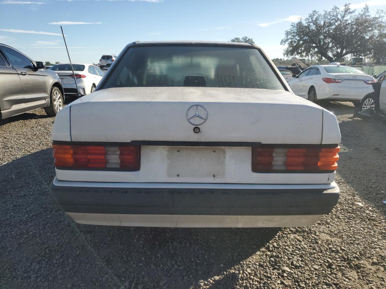 1993 Mercedes-Benz 190 E 2.6 VIN: WDBDA29D3PG070284 Lot: 87027414