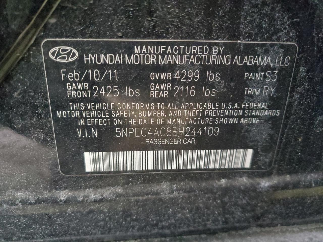 2011 Hyundai Sonata - Image 12