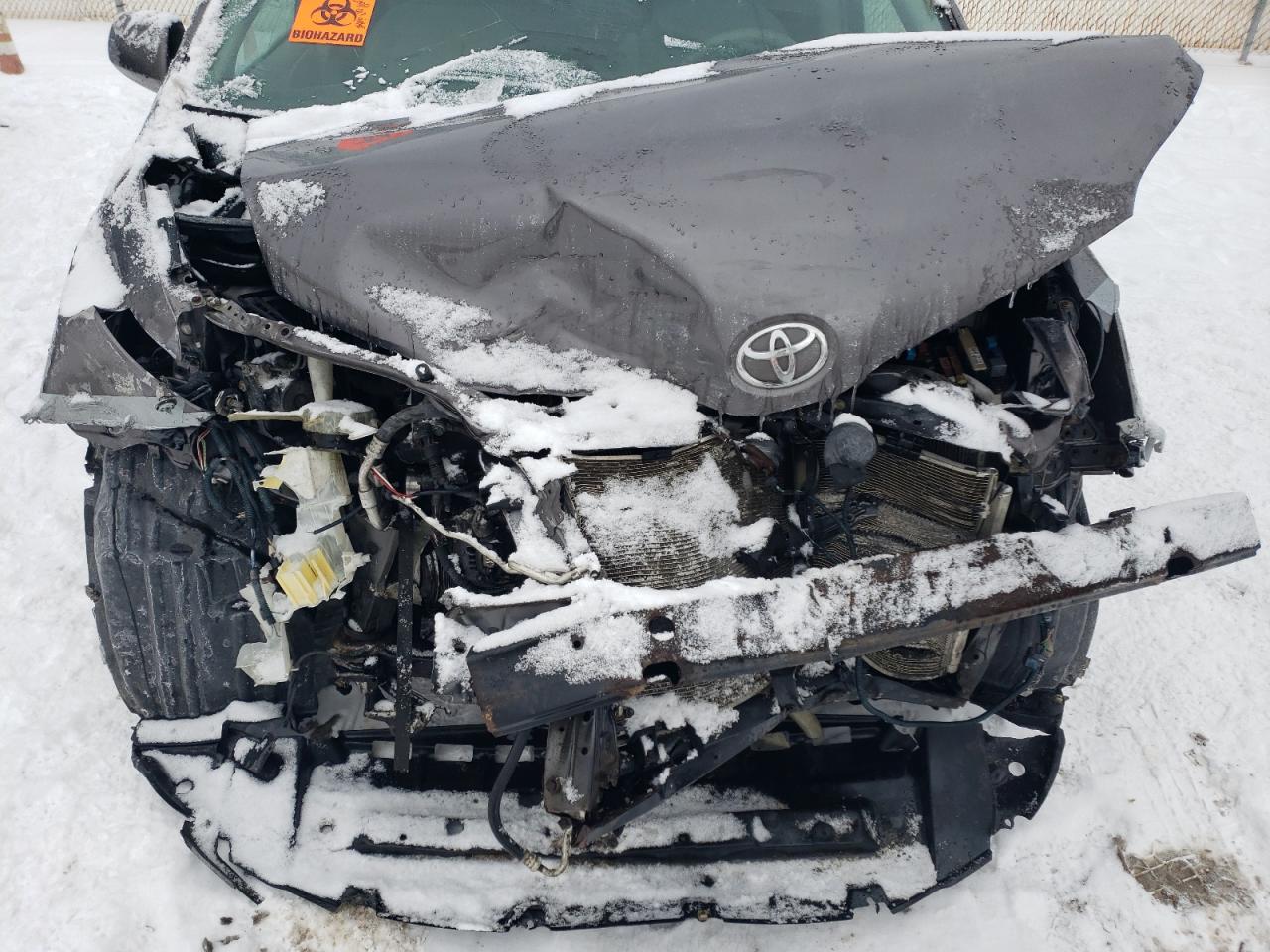 2011 Toyota Sienna - Image 12