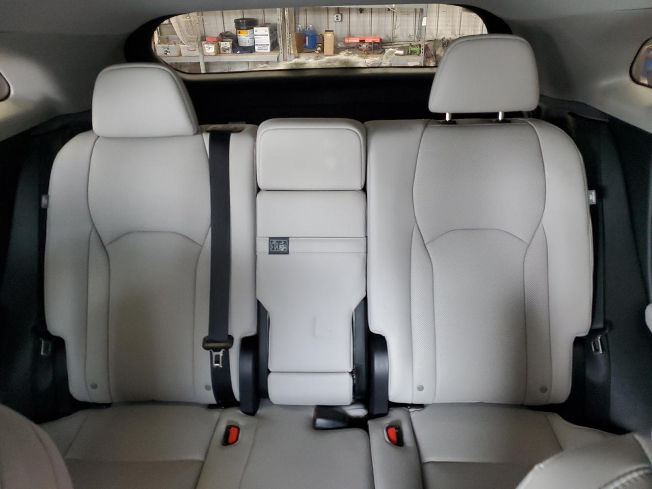2022 Lexus RX - Image 10