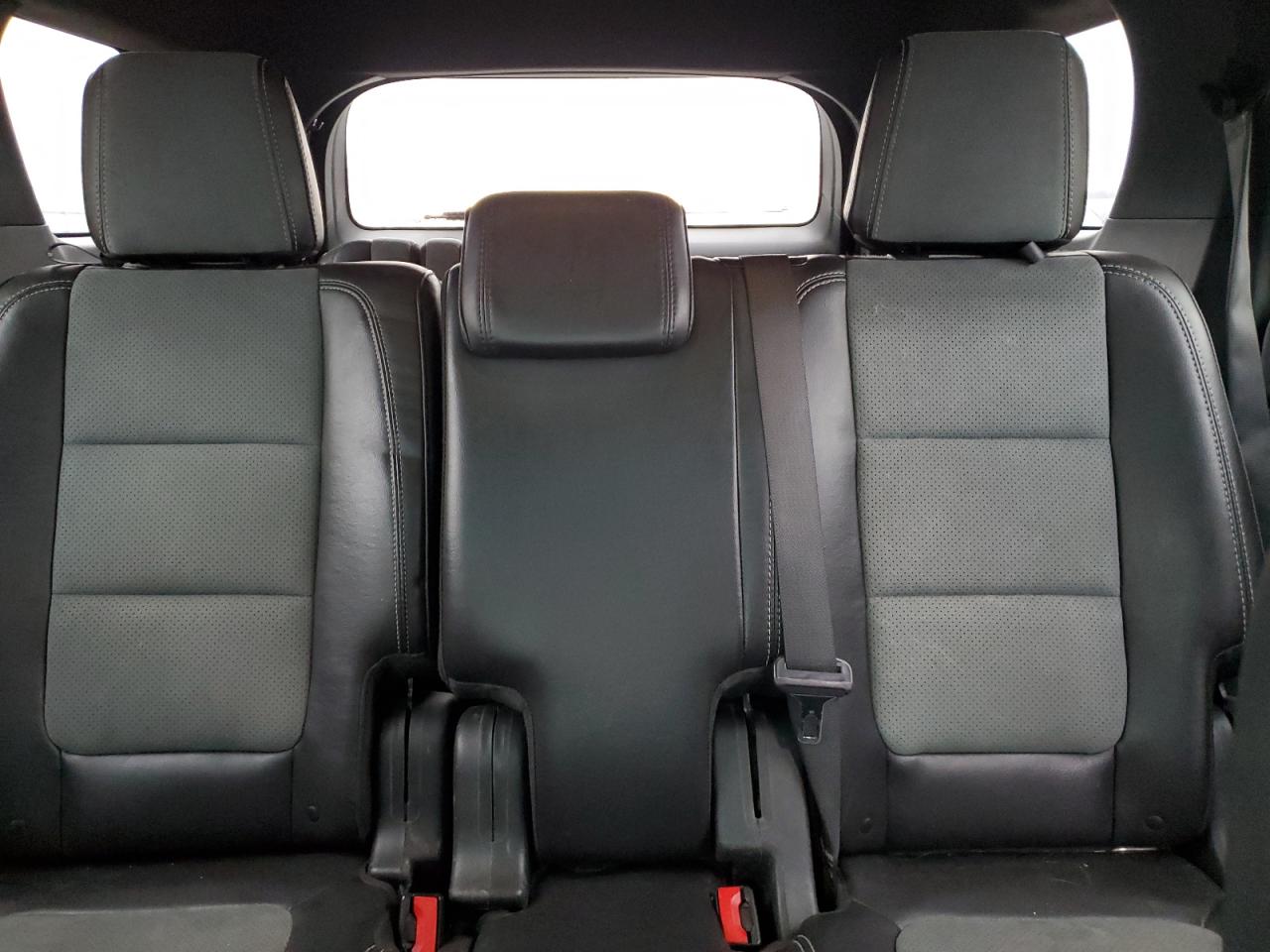 2015 Ford Explorer - Image 10