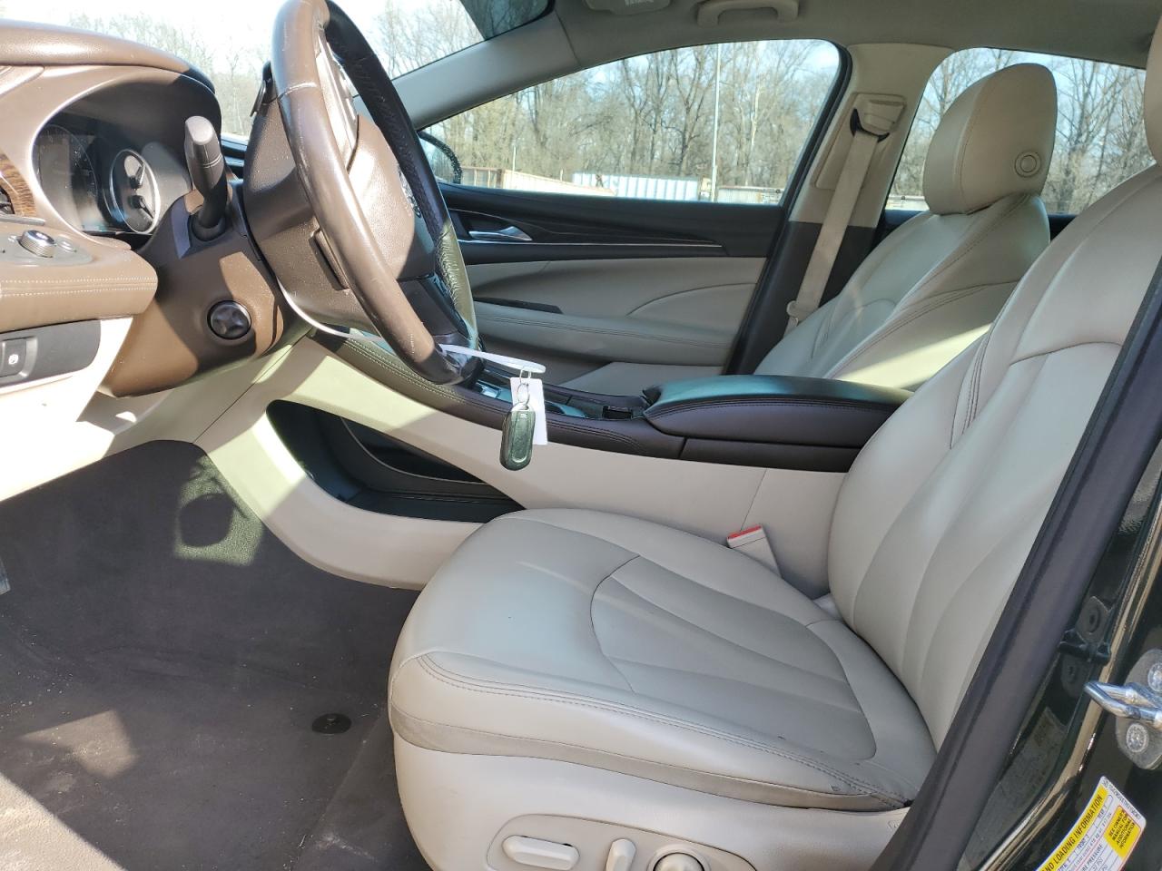 2017 Buick LaCrosse - Image 7