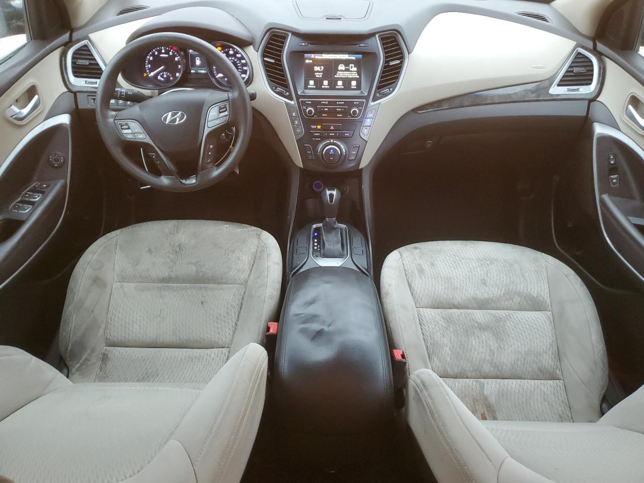 2017 Hyundai Santa Fe - Image 8