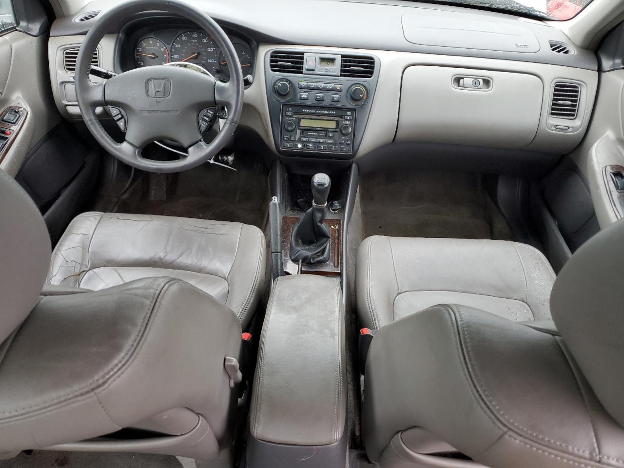 2001 Honda Accord - Image 8