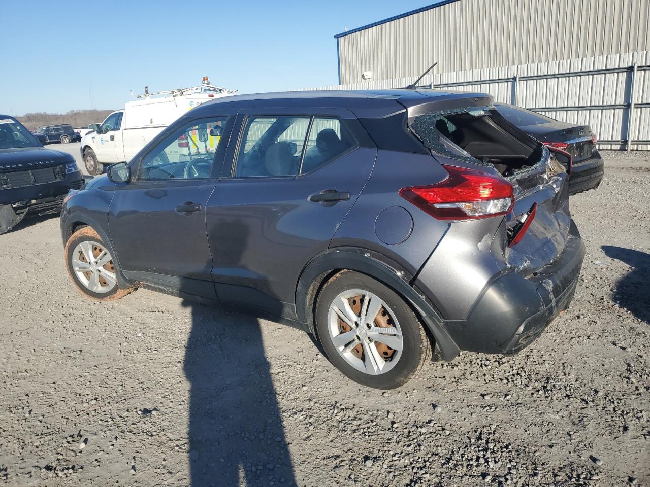2018 Nissan Kicks - Image 2