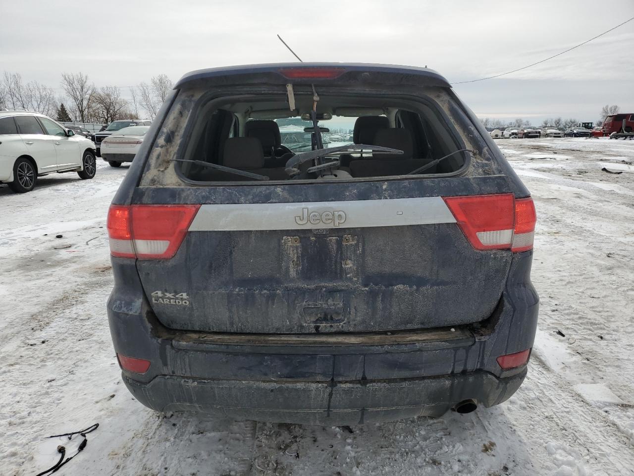 2012 Jeep Grand Cherokee - Image 6