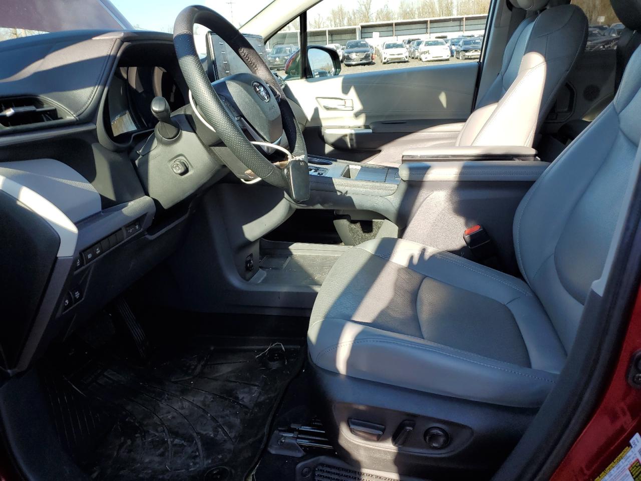 5TDZSKFC3PS089598 TOYOTA SIENNA 2023