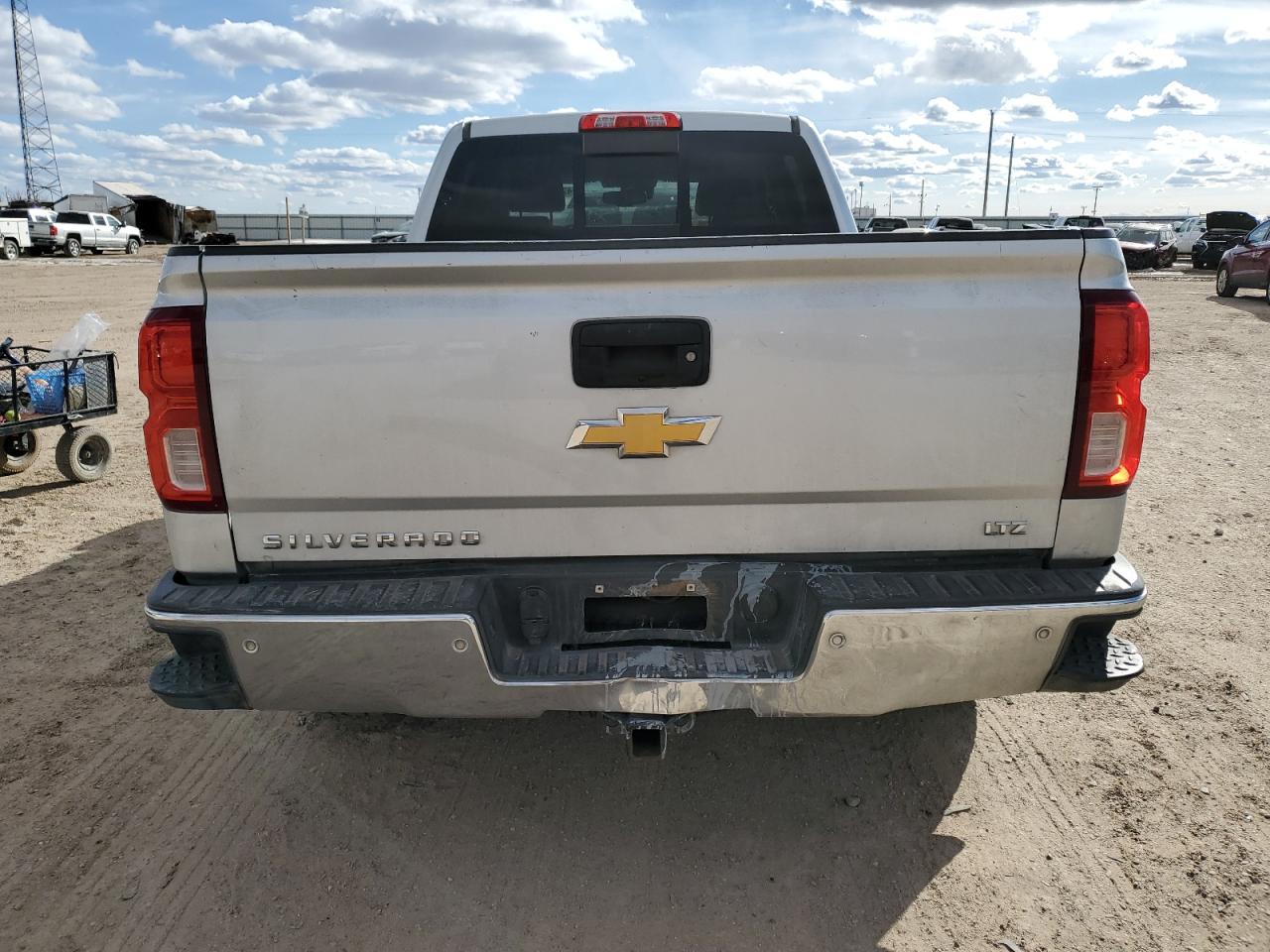 2016 Chevrolet Silverado - Image 6