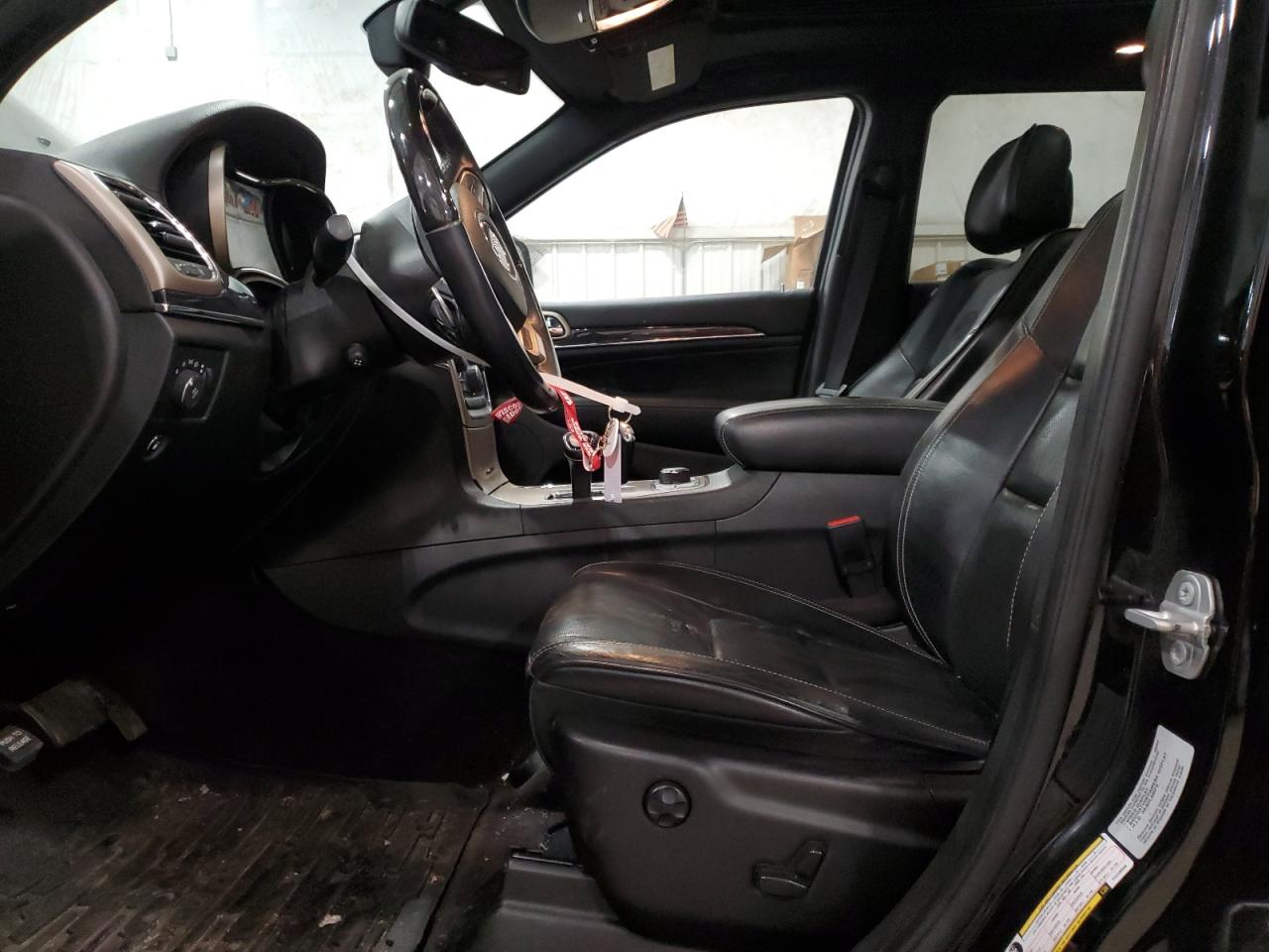2015 Jeep Grand Cherokee - Image 7