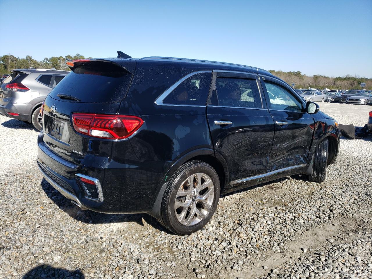 2019 Kia Sorento - Image 3