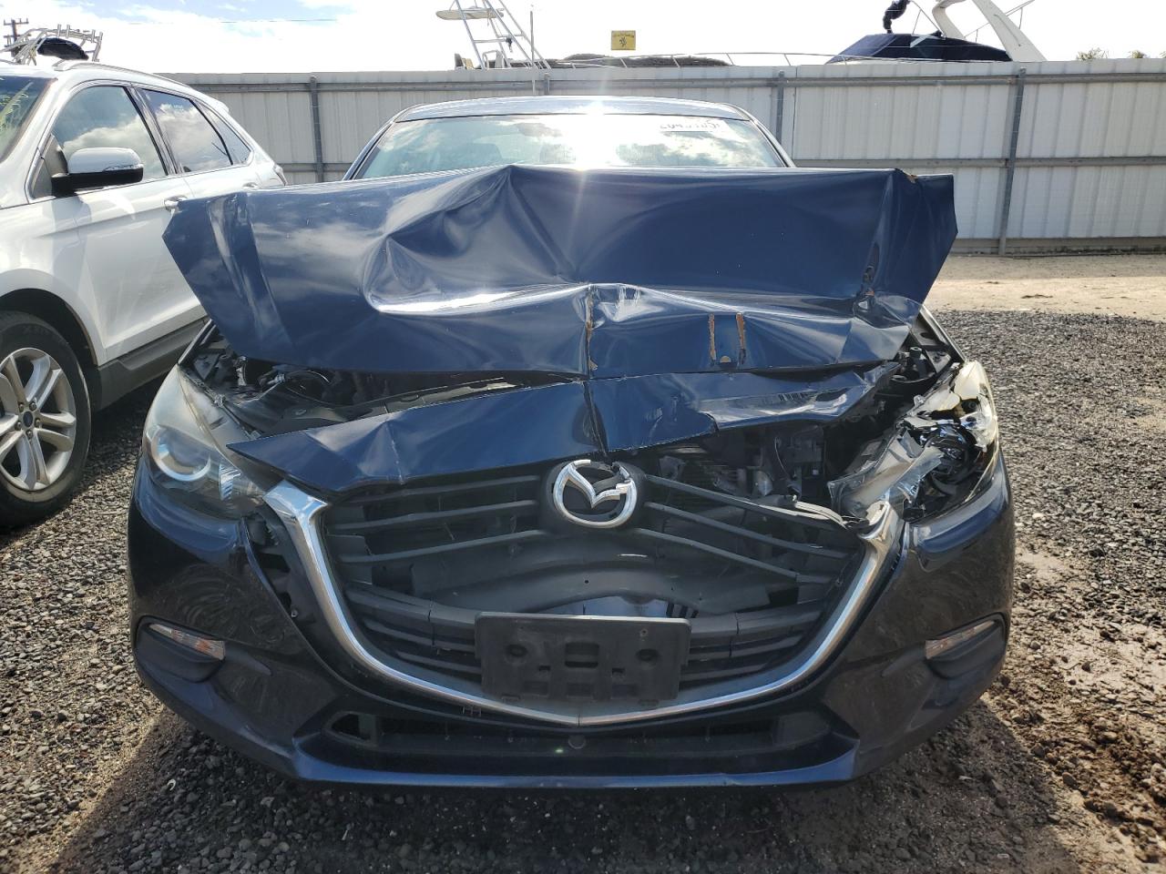 2017 Mazda 3 - Image 5