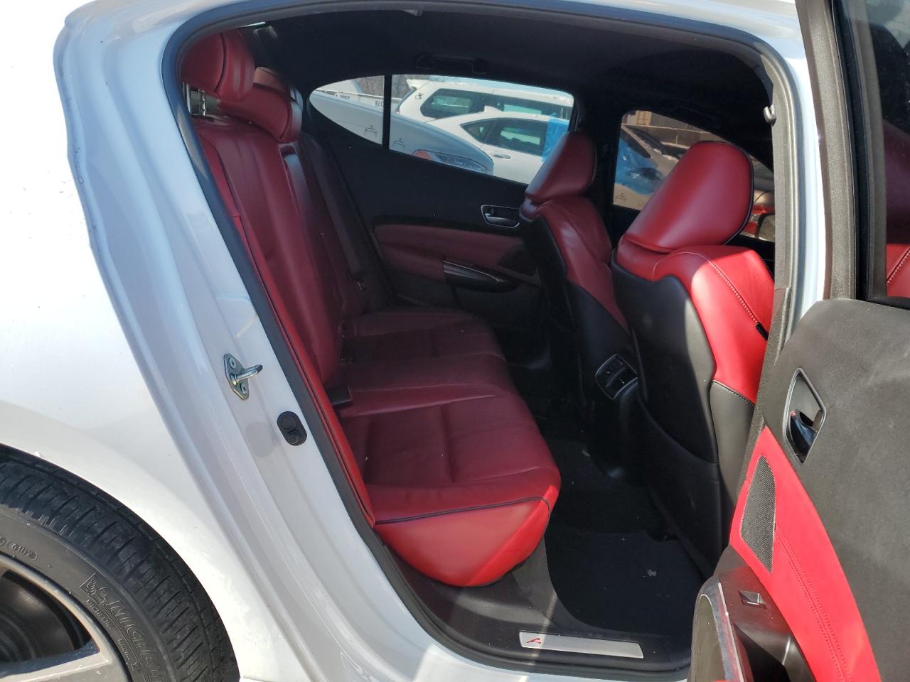 2020 Acura TLX - Image 10