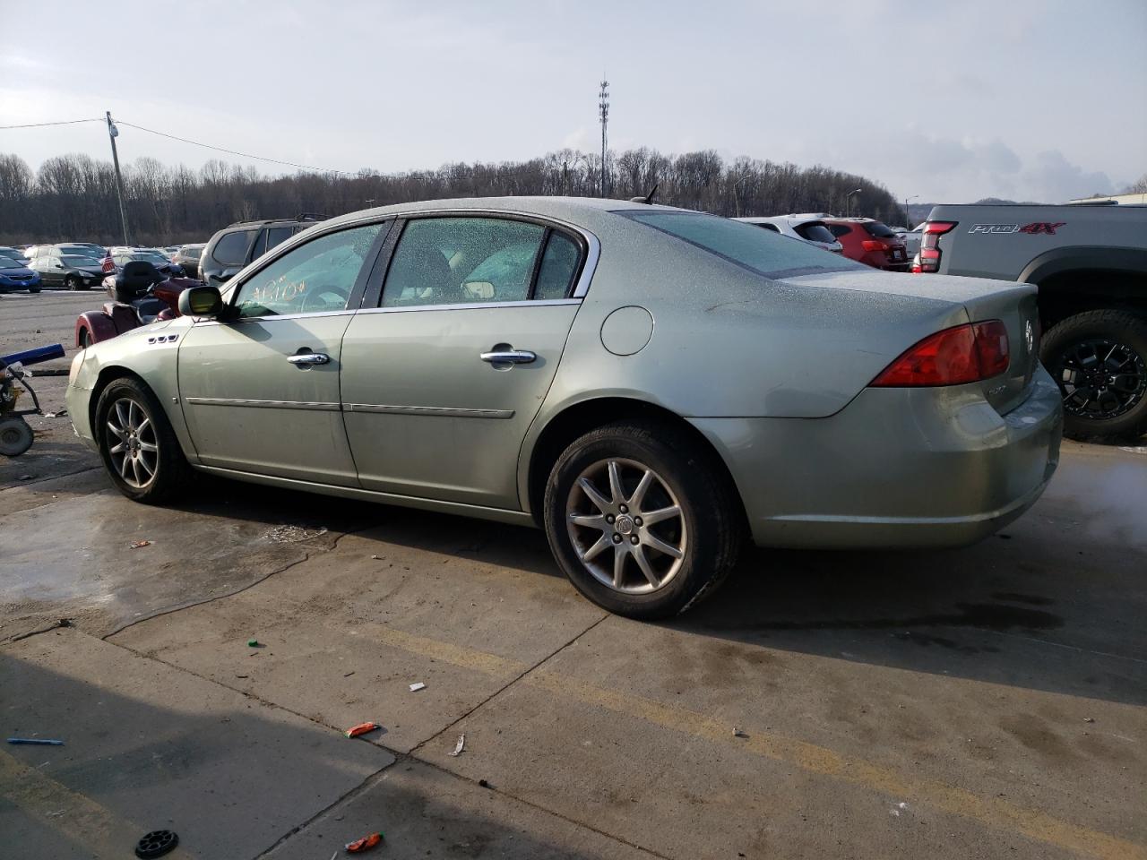 2006 Buick Lucerne - Image 2