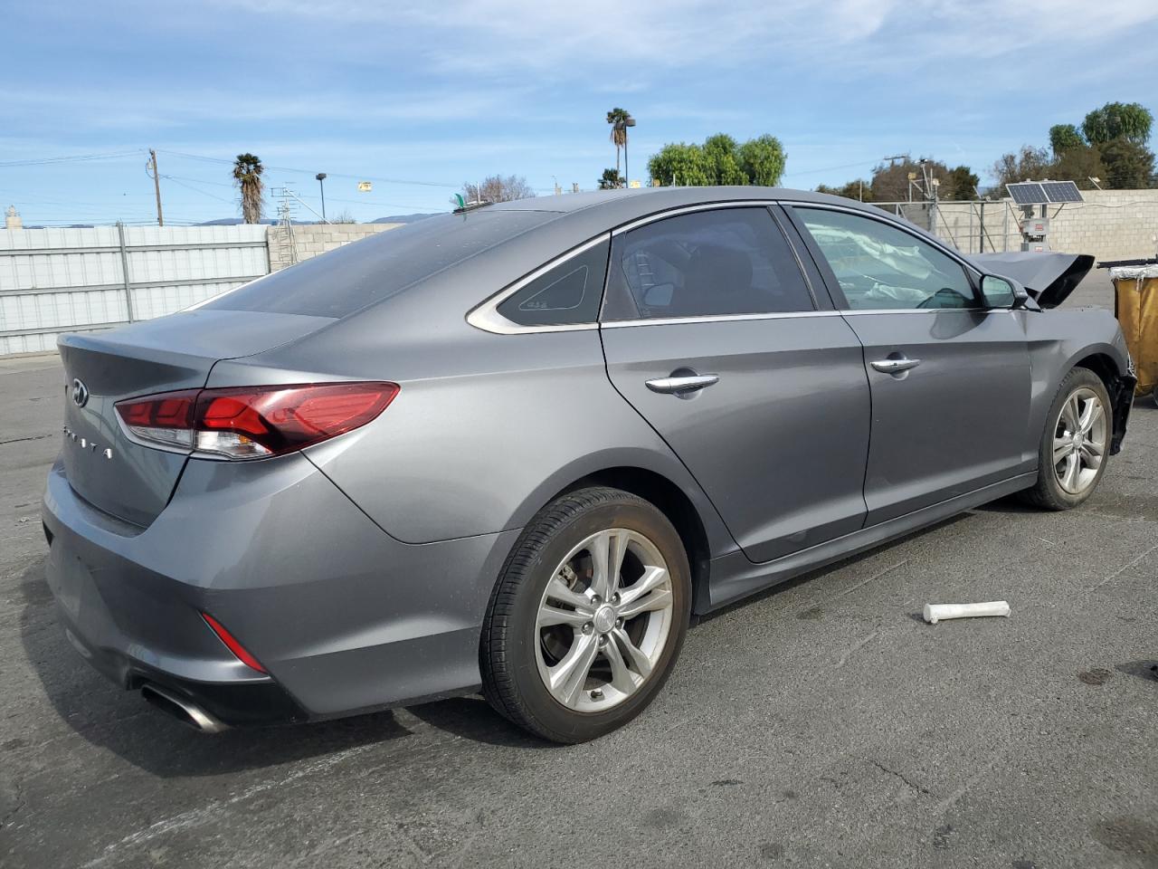2018 Hyundai Sonata - Image 3