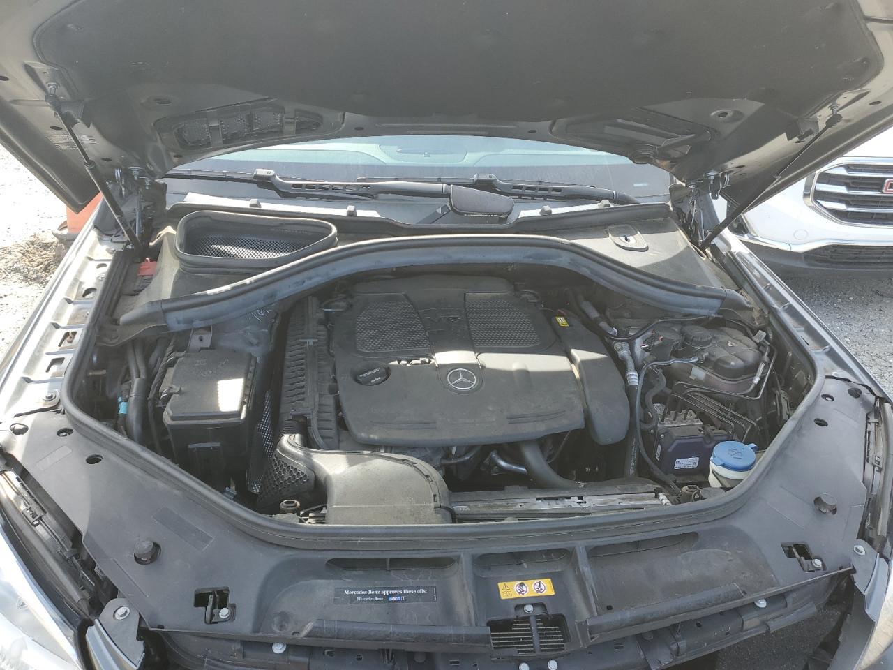 2018 Mercedes-Benz GLE - Image 12