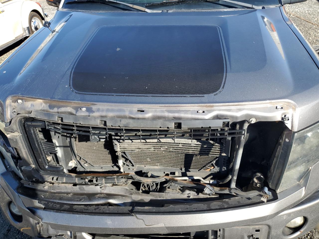 2013 Ford F-150 - Image 11