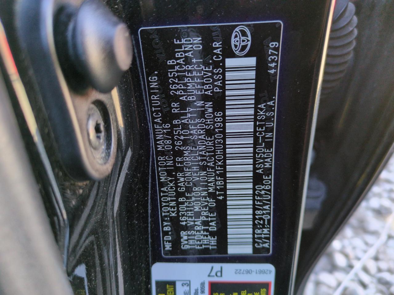 2017 Toyota Camry - Image 12