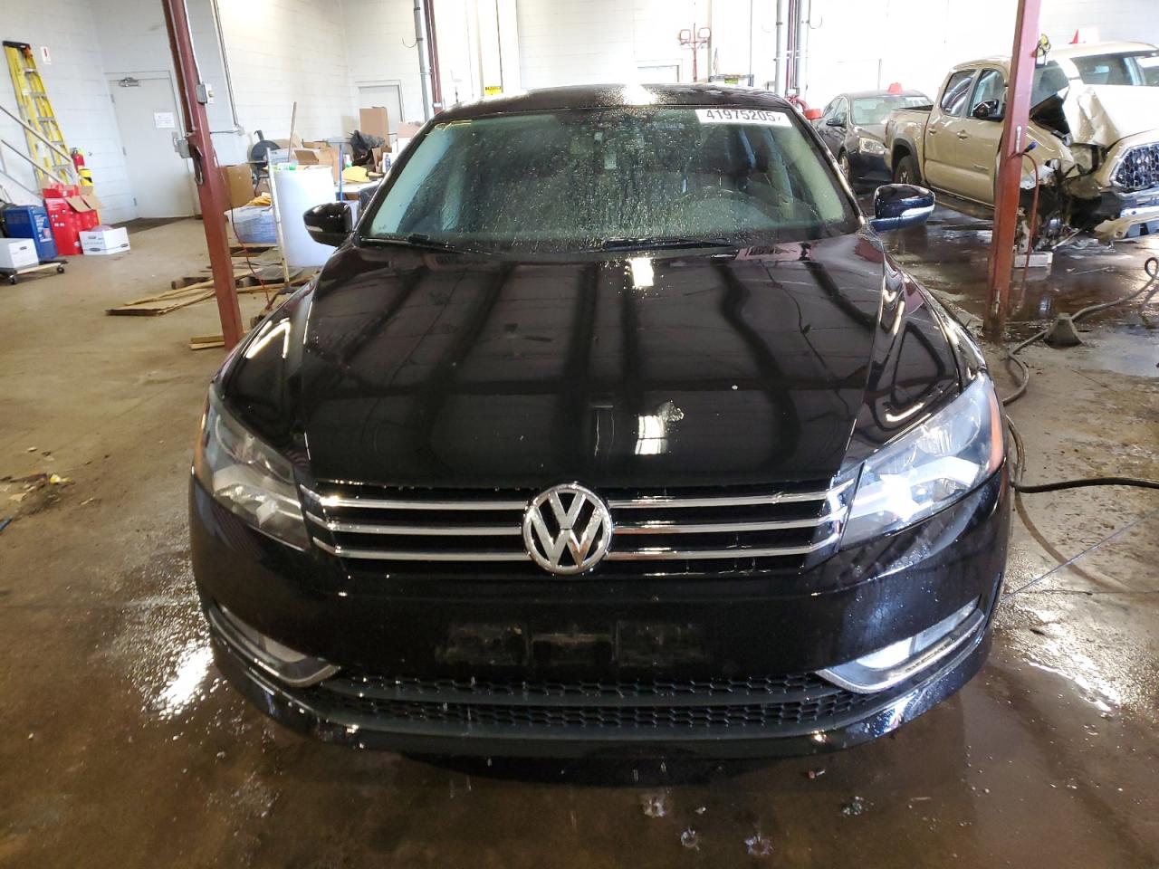 2015 Volkswagen Passat - Image 5