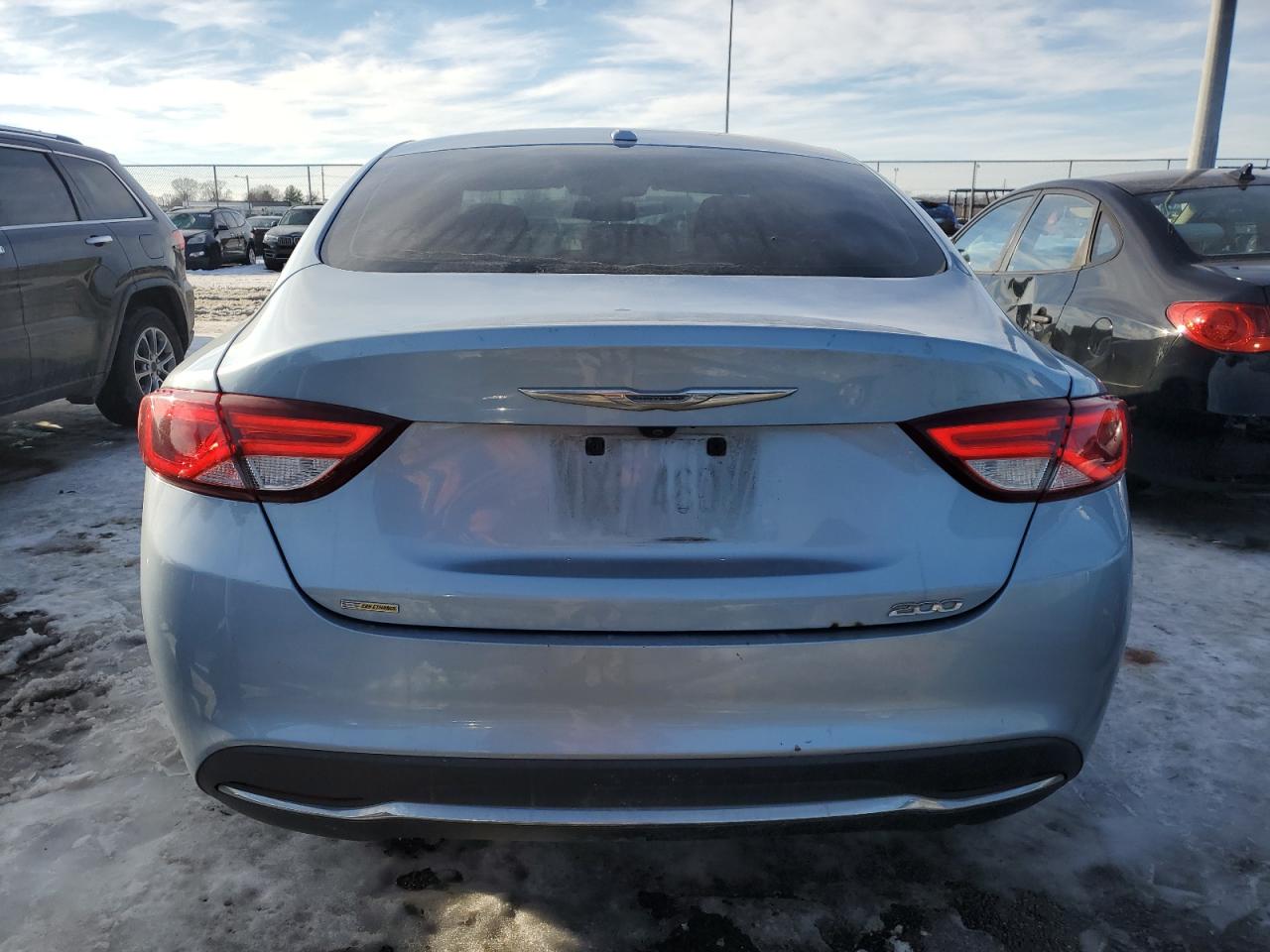 2015 Chrysler 200 - Image 6
