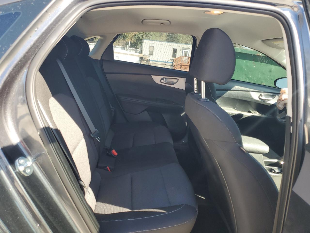 2024 Kia Forte - Image 10