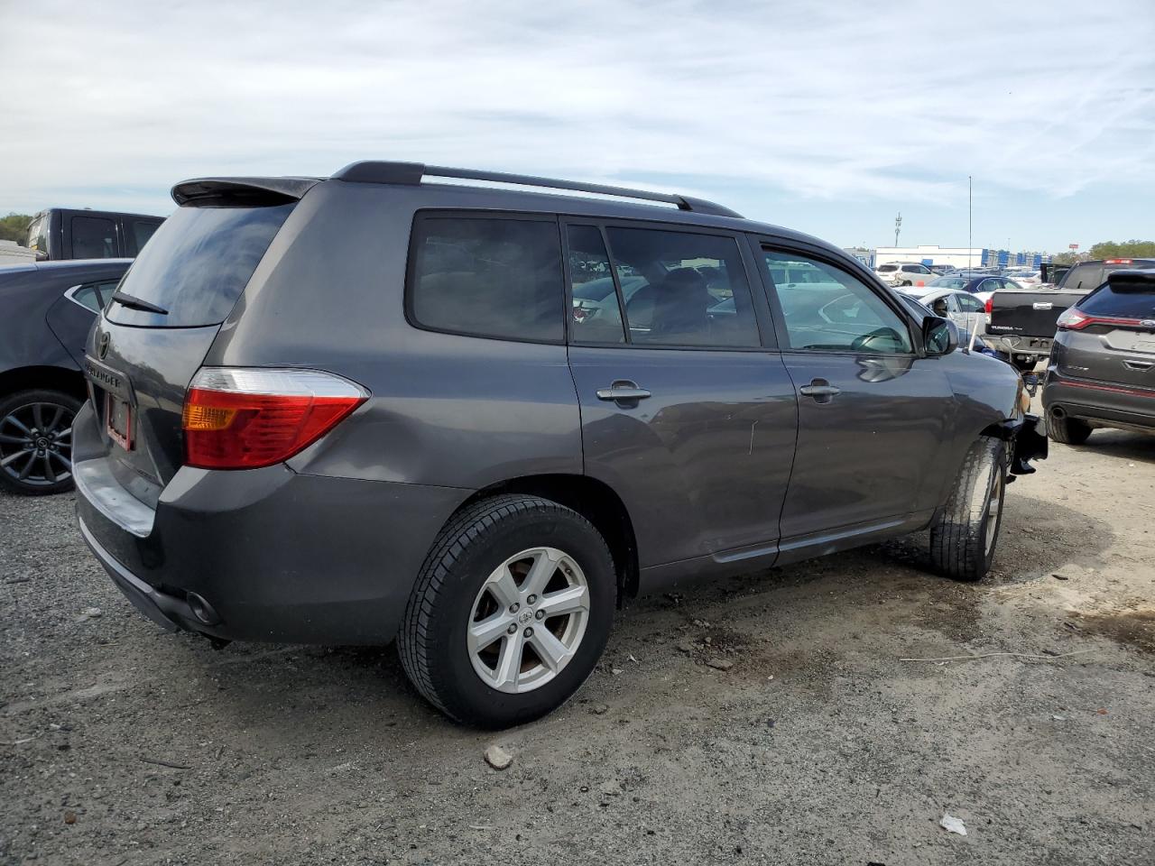 2010 Toyota Highlander - Image 3